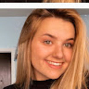 Meet your Posher, Esther